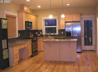 5117 SW Shattuck Rd, Portland, OR 97221