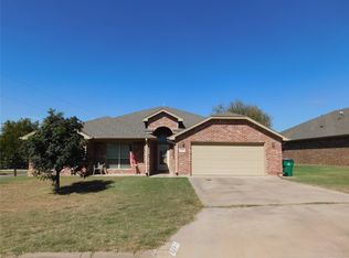 1501 Christi Ln, Graham, TX 76450