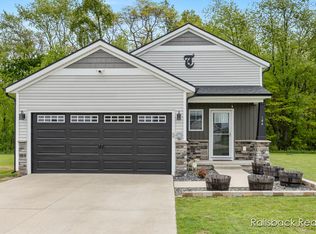 184 Dana Ln, Sand Lake, MI 49343