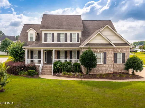 744 Cedar Ridge Drive, Winterville, NC 28590