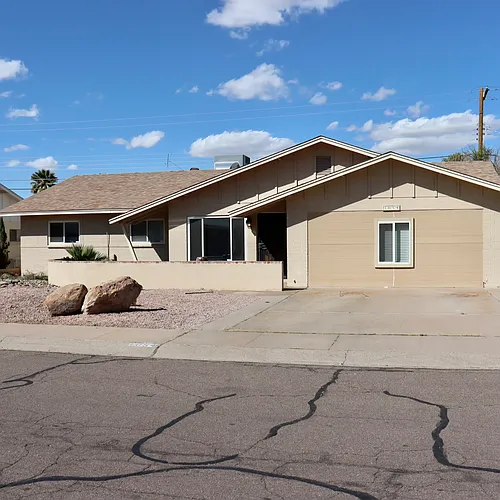 1054 E Loma Vista Dr Photo 1