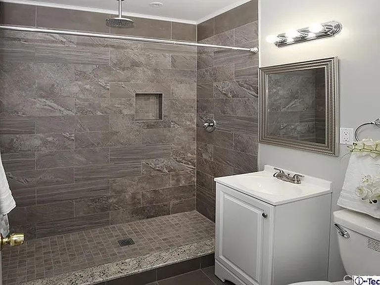 621 Price Dr — Photo 8