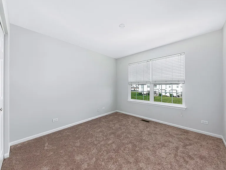23844 McMullin Cir — Photo 18