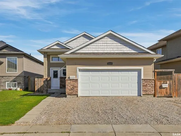 1114 Hargreaves WAY, Saskatoon, SK S7R 0H2