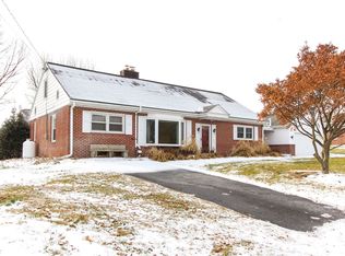 232 Owl Hill Rd, Lititz, PA 17543