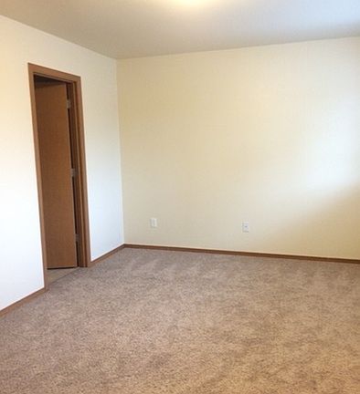 5th image of 4025 S Puget Sound Ave