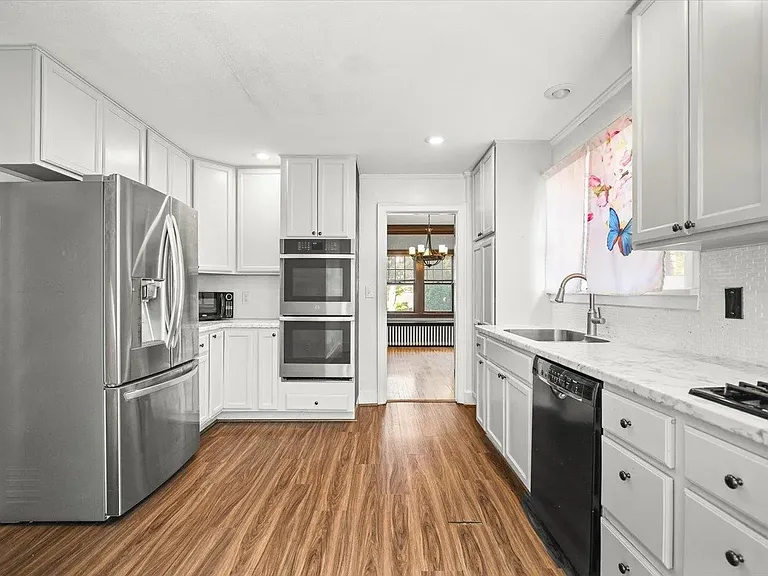 117 N Highland Ave — Photo 11