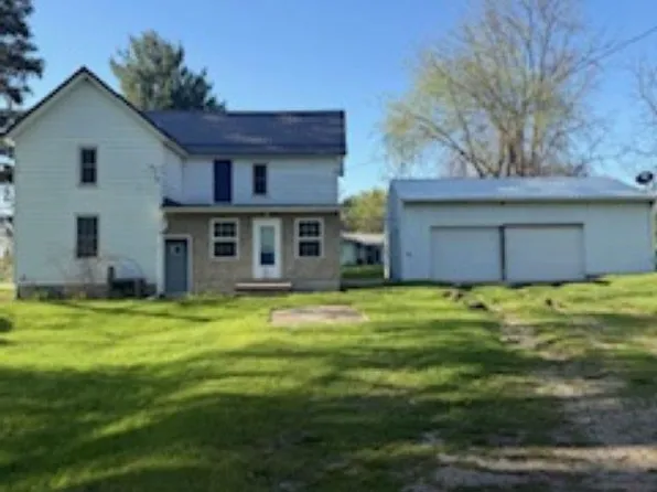 405 S Front St, Farmersburg, IA 52047