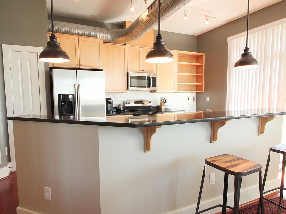 1st image of 700 Finsbury St #314