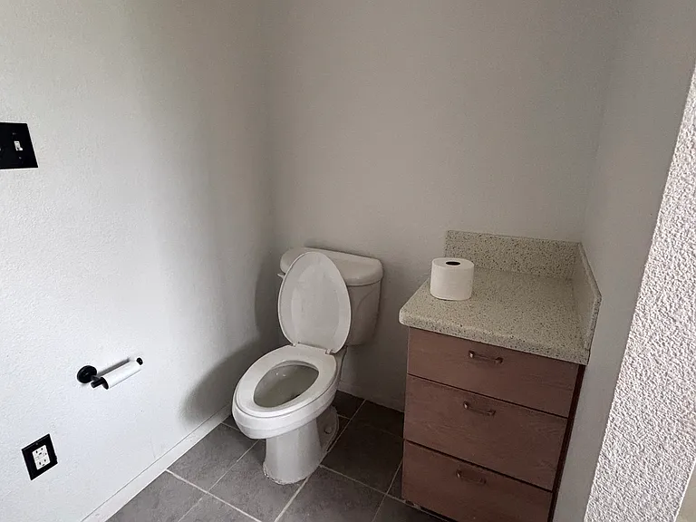 344 Phillips Dr — Photo 20