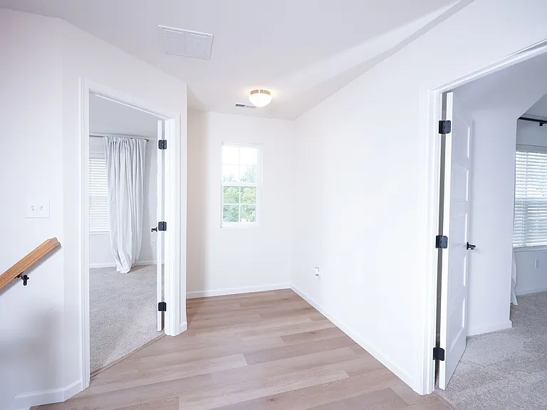245 Hollyhock Dr — Photo 27