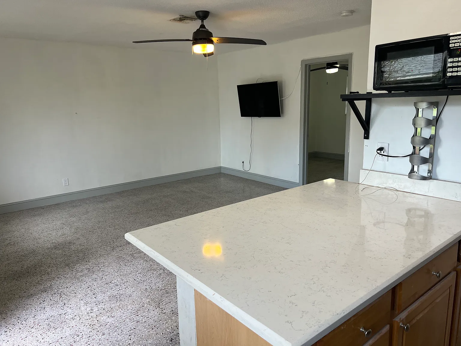 2 bed, 611 sqft, $2,000 — Photo 4