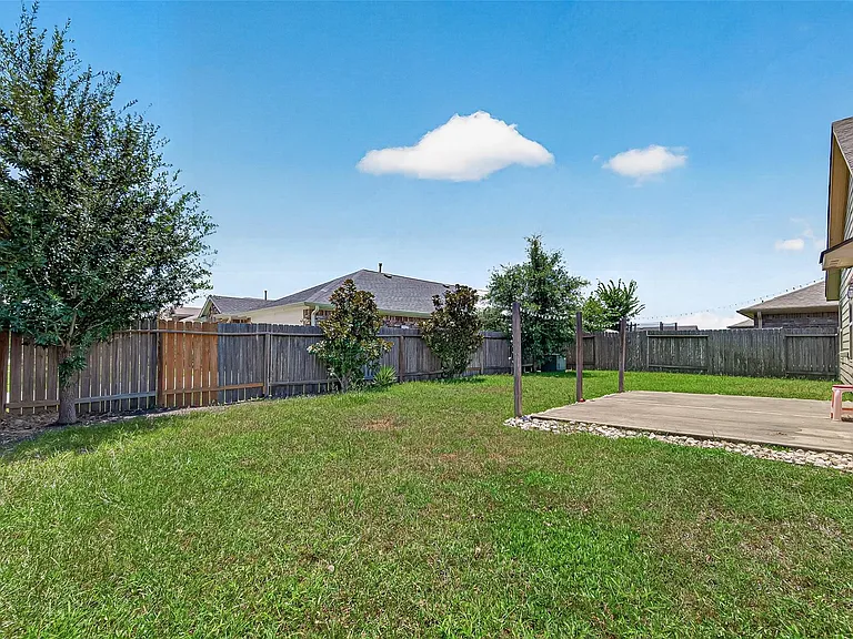 23718 Water Hickory Dr — Photo 41