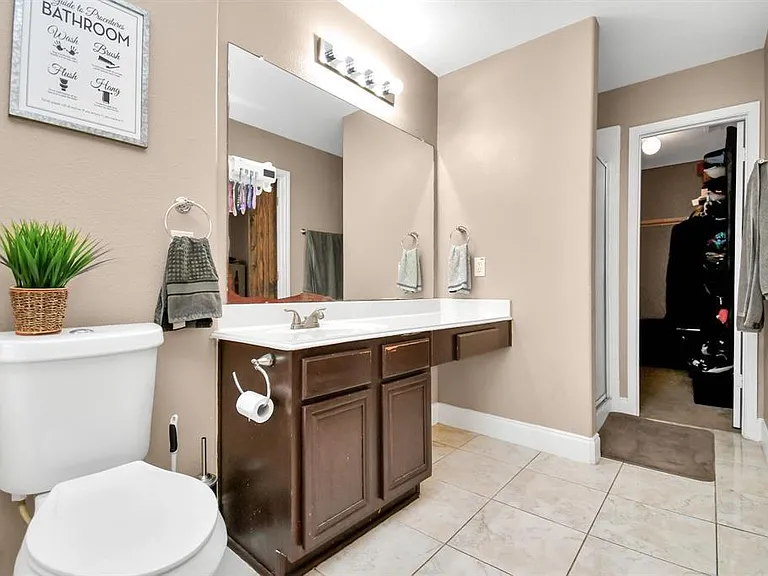1215 Lavender Shade Ct — Photo 10