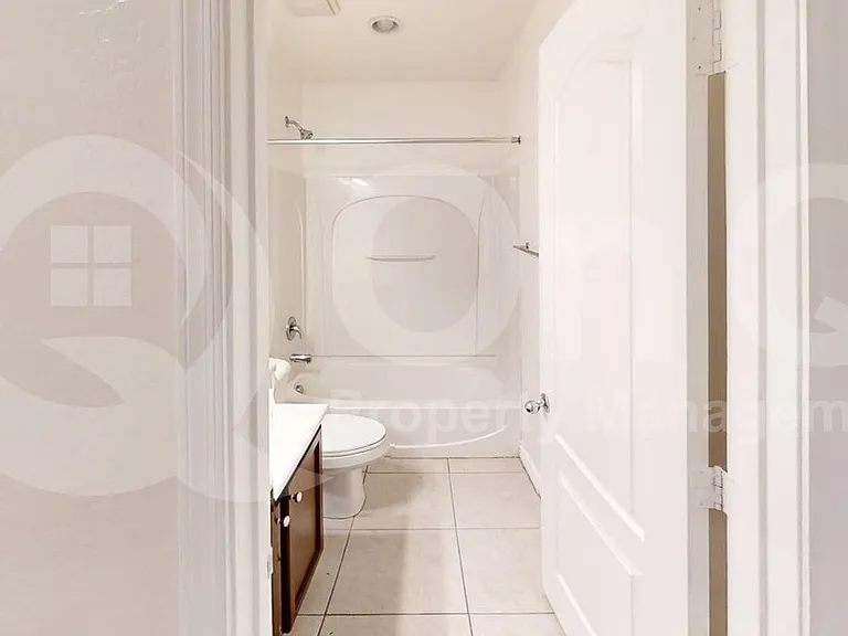 18631 W Superior Ave — Photo 13