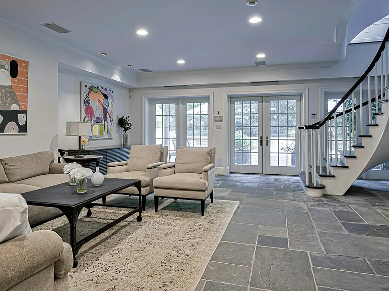 16 Barkers Point Rd — Photo 34