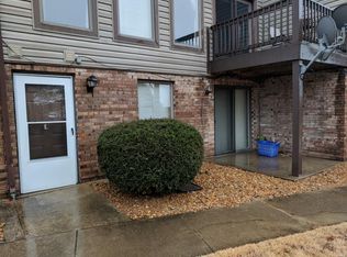 137 Sandridge Dr, Collinsville, IL