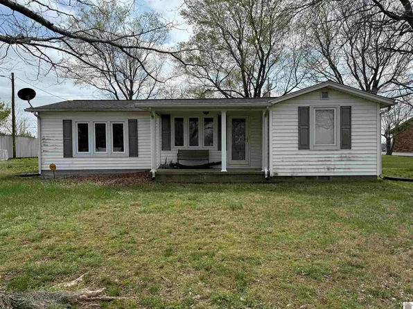 8435 State Route 121 N, Murray, KY 42071