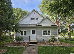 320 W 4th St, Wilton, IA 52778