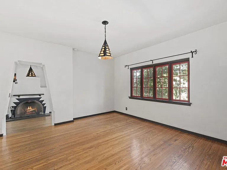 1431 W Avon Park Ter — Photo 14