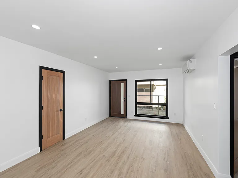 2625 Chariton St #2625 — Photo 4