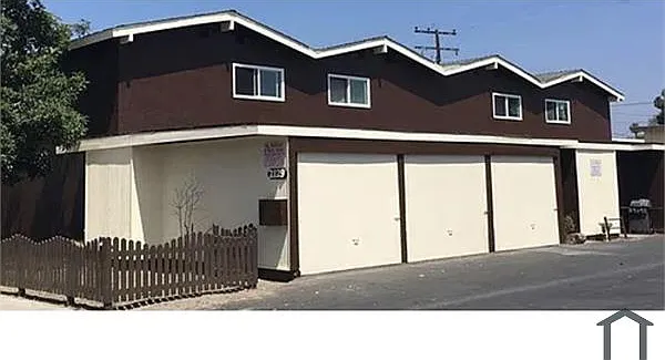 3 bed, 1150 sqft, $3,495 — Photo 2