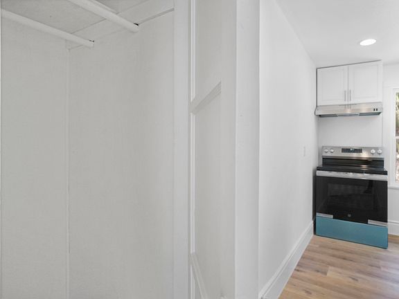 5th image of 1830 S Gramercy Pl #1828-1/4