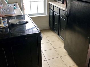 941 1/2 11th Ave #ONLY, Huntington, WV 25701