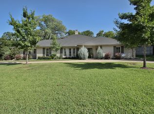 1409 Ems Rd E, Fort Worth, TX 76116