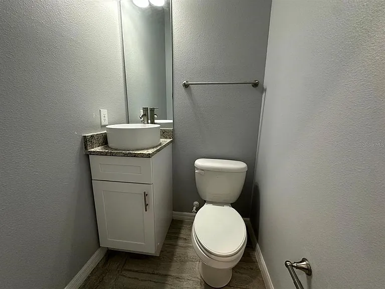 117 W Murphy St — Photo 16