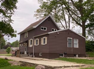 1018 W Florence St, Whitewater, WI 53190