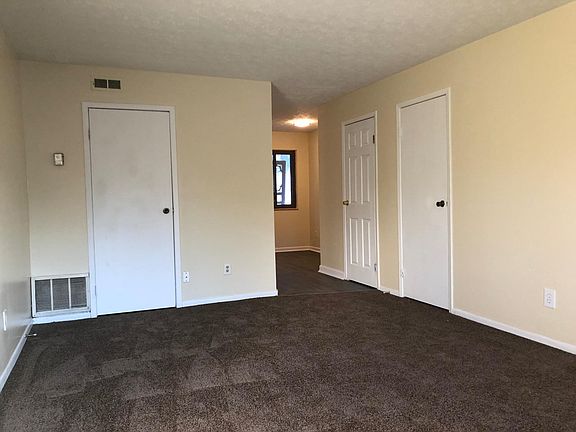 4th image of 6280 Cherylbrook Ln