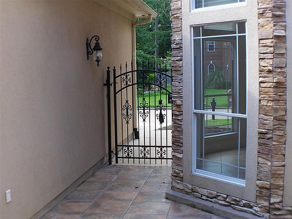 2nd image of 10715 Normont Dr