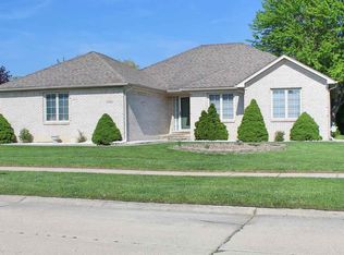 47420 Napoli Ln, Macomb, MI