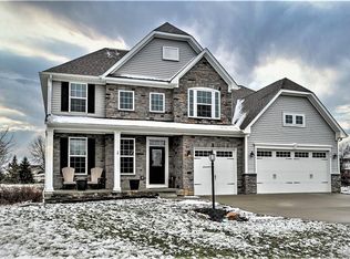 359 Audubon Rdg, Brunswick, OH 44212