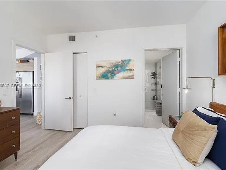 121 NE 34th St #2509 — Photo 9