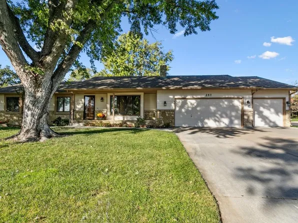 257 S Village Rd, Andover, KS 67002