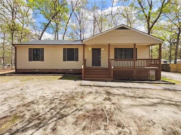 19411 Foxbrook Dr, South Chesterfield, VA 23834