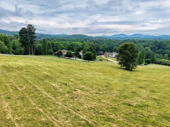 18 Riverside Lake Nottely, Blairsville, GA 30512
