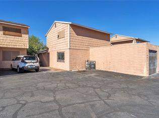5205 Golden Ln, Las Vegas, NV 89119