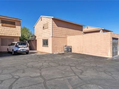 5205 Golden Ln, Las Vegas, NV, 89119
