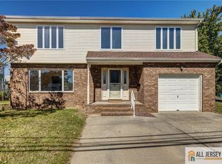 5 Feary Pl, South Amboy, NJ 08879