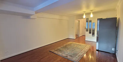 Rented by R New York