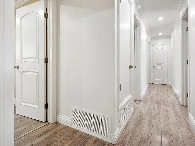 4026 Denver St — Photo 11