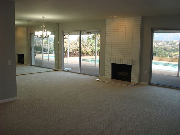 5th image of 17421 Bernardo Center Dr