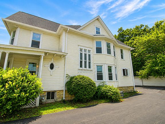5th image of 414 Buell Ave
