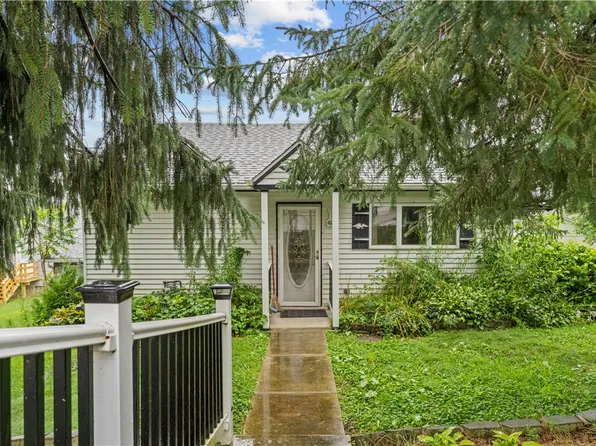 1114 2nd St, Fayette City, PA 15438