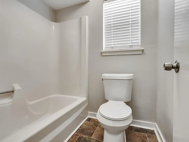612 Orangewood Dr — Photo 30