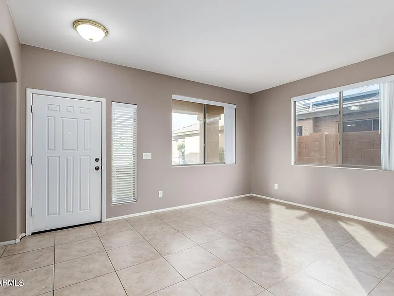 40747 W Robbins Dr — Photo 6