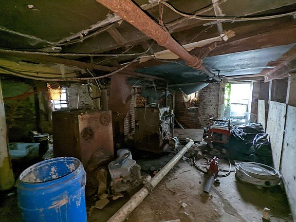4th image of 532 Beach Way #72
